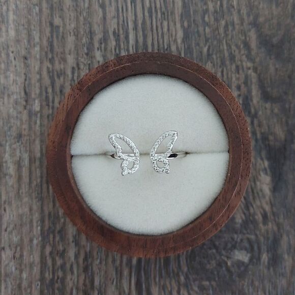 925 Sterling Silver Butterfly CZ Adjustable Ring - Picture 3 of 9